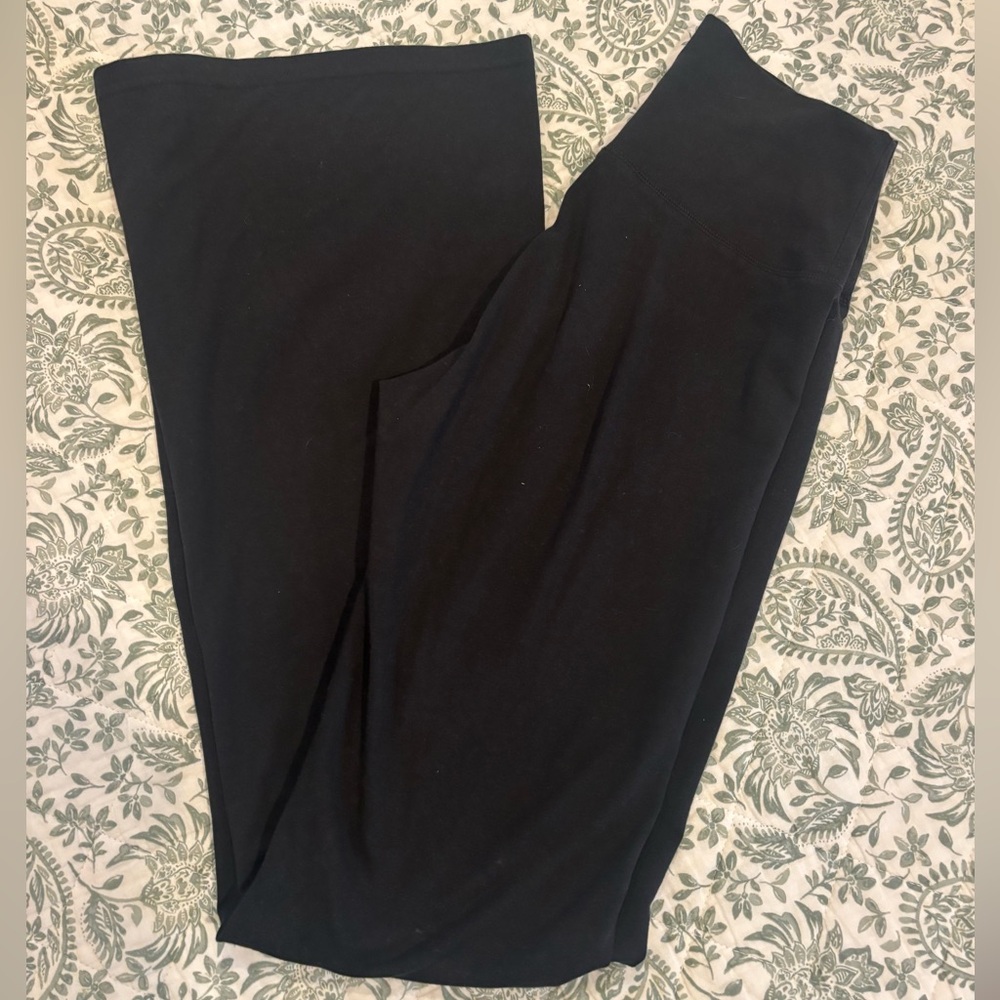 aerie Offline Black High-Rise Flare Leggings